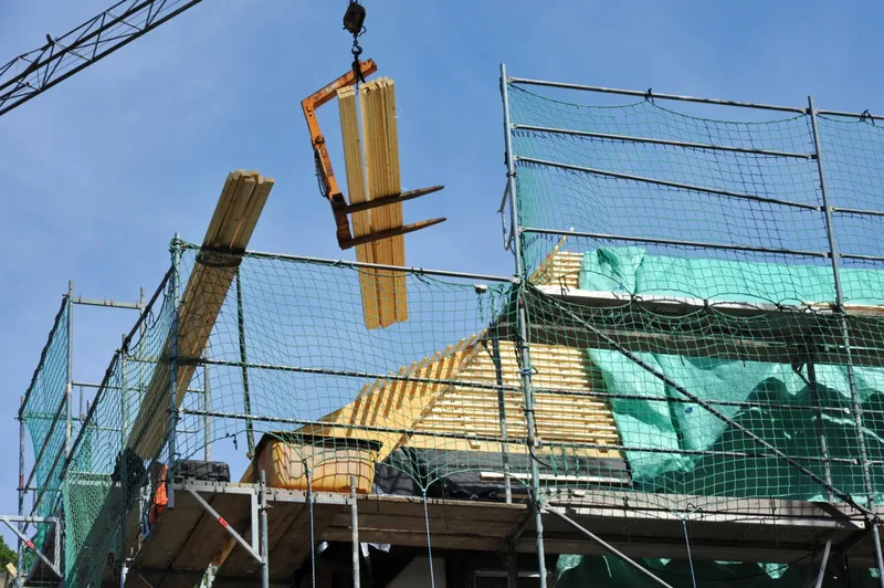 Dachfanggerüst für die Photovoltaik-Montage